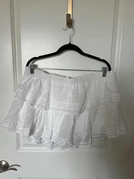 NWT XL White Skort with Lace, Wild Fable - Picture 11 of 11